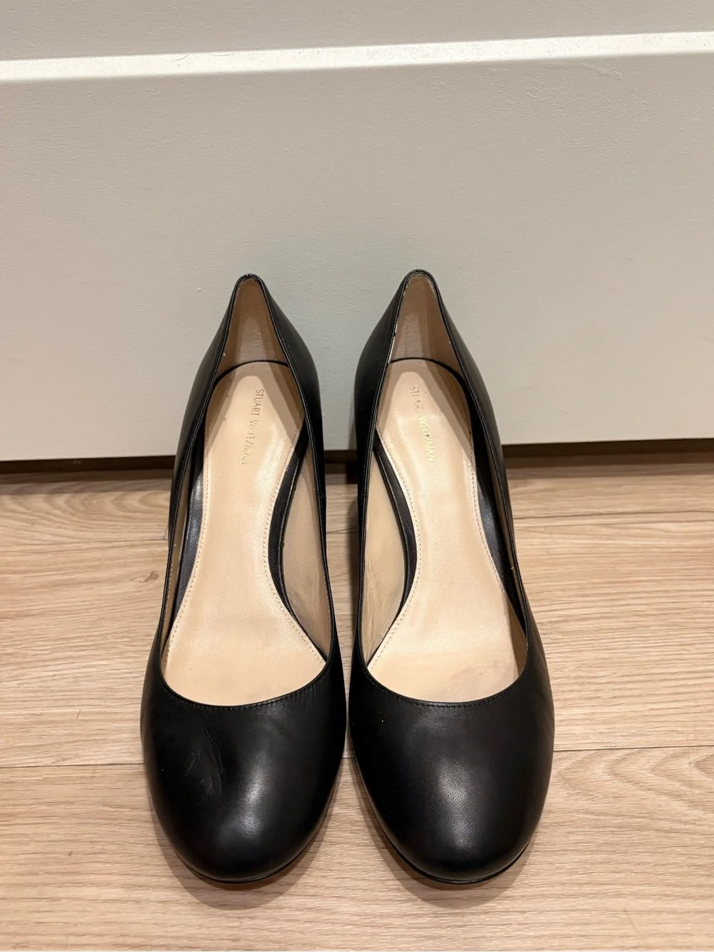 Stuart Weitzman Black Leather Round-Toe Block Heel Pumps